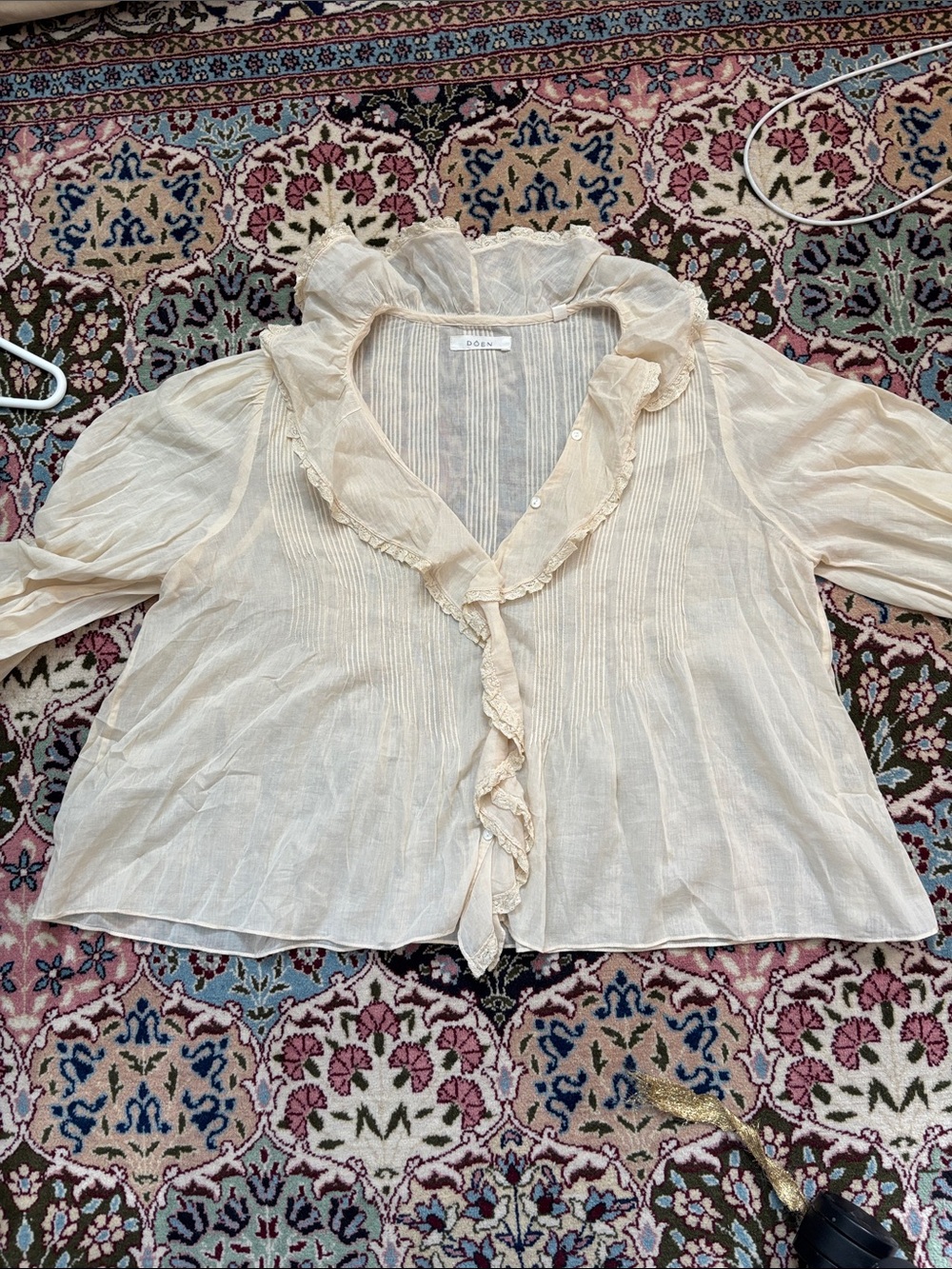 Doen Pintucked Ruffled Top - Picture 6 of 16